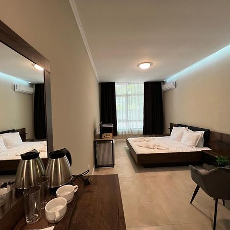 Ramay Rooms 산콘스탄틴앤헬레나 외부 사진